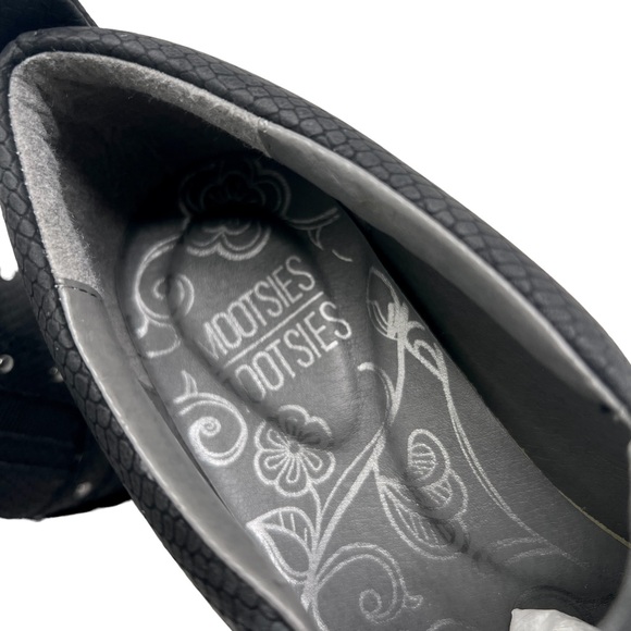 Mootsies Tootsies Slip On Clogs Womens Kira Faux Leather Black Snakeprin… - Picture 7 of 11